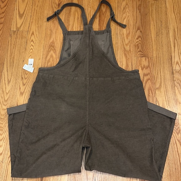 Aerie Corduroy Overalls - Picture 4 of 8